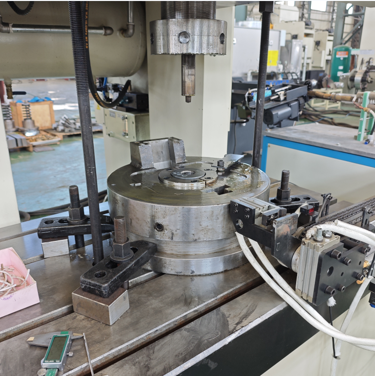 Professional Hot Forging Stamping Mold for Industrial Valvae Caps Railway Parts Produce